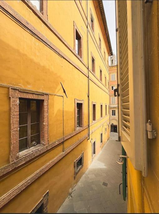Appartamento Ad Un Passo Da Piazza Del Campo Сиена Екстериор снимка